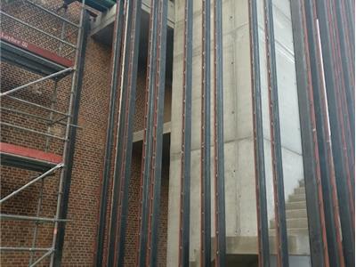 Constructie voor glazen wand